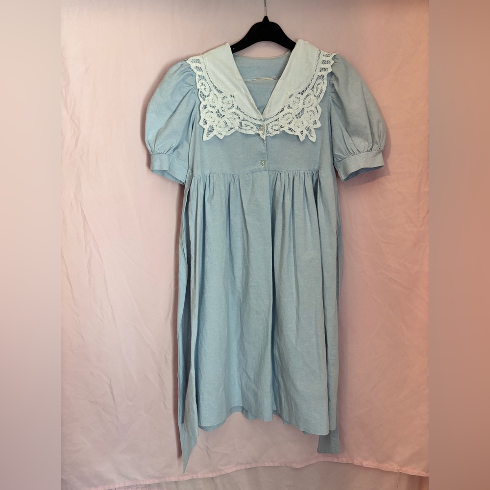 Blue dress. Size 7. - Picture 2 of 3